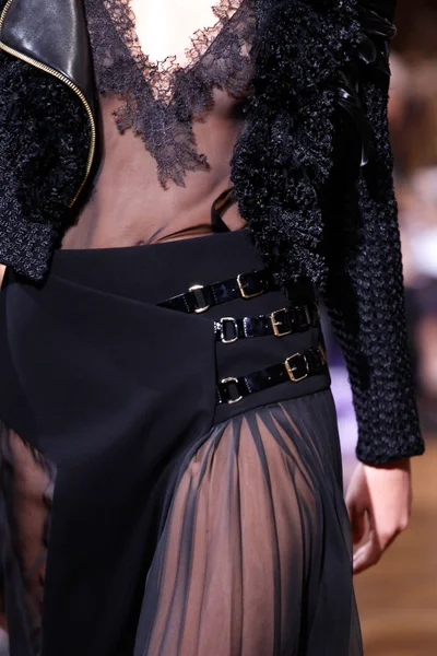Look 33